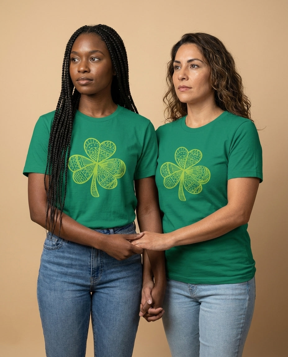 Tee Treat | Curvy Pea (Women's Cut) | St. Patrick's Day
